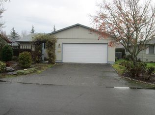 442 W Clackamas Cir, Woodburn, OR