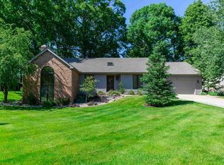16225 Oak Hill Blvd, Granger, IN