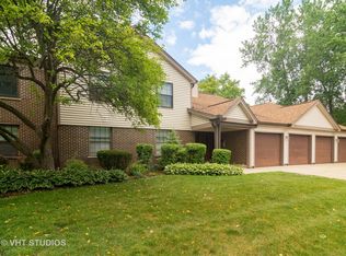 606 Hapsfield Ln #1, Buffalo Grove, IL 60089