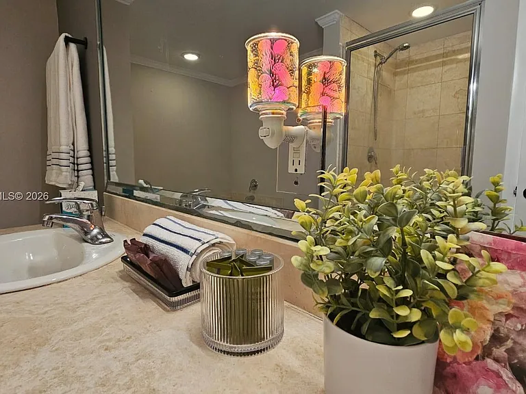 17375 Collins Ave #2304 — Photo 20