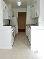 Rented by Hillel Realty Group