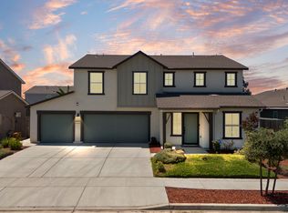 935 E Cameron Avenue, Visalia, CA 93292