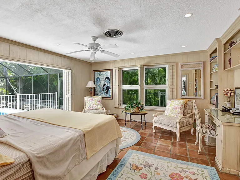 1350 Spanish River Rd — Photo 40