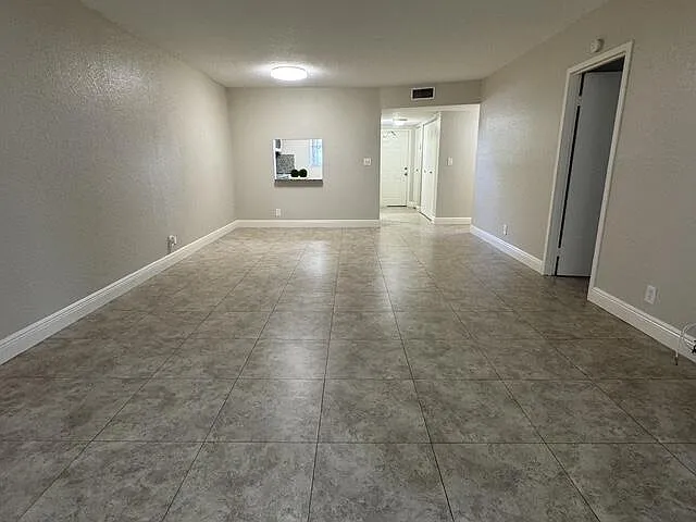 8411 Lagos De Campo Blvd #204U — Photo 7