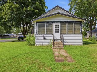 502 Barnum Rd, Rockford, IL 61109