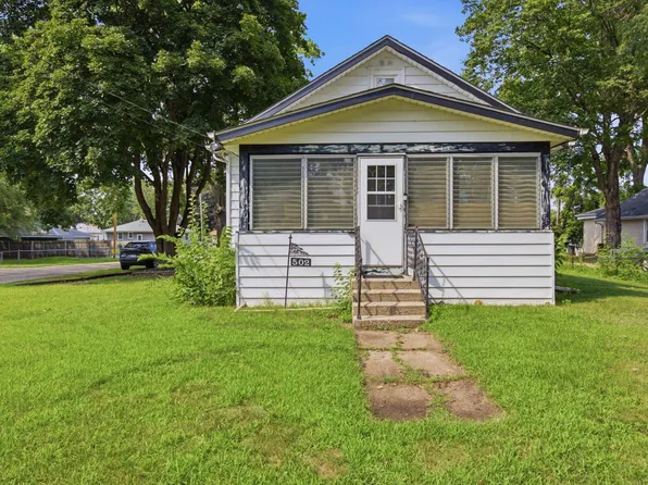 502 Barnum Rd, Rockford, IL 61109