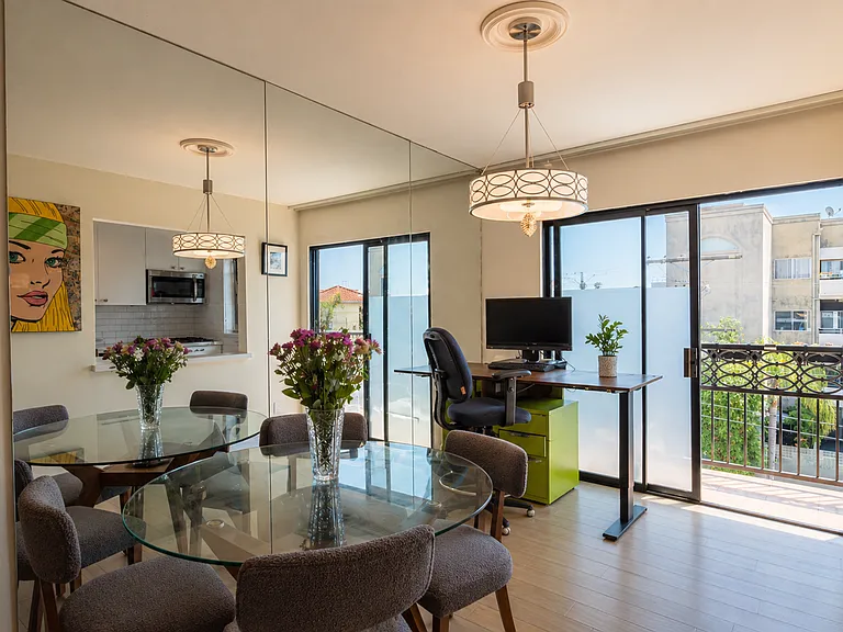 1355 N Sierra Bonita Ave #402 — Photo 7