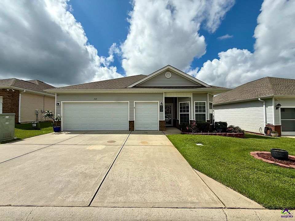 1st image of 303 S Houston Springs Blvd