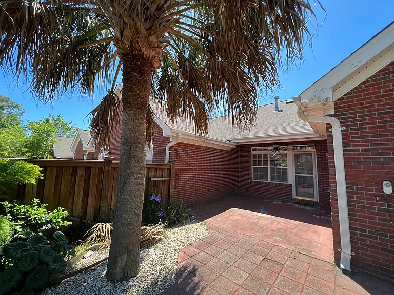 829 Ruffin St — Photo 14