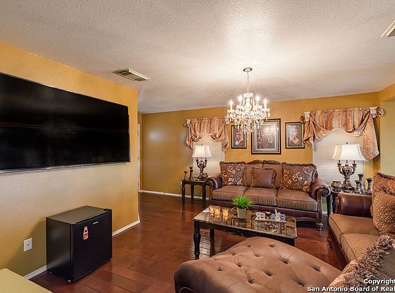 5th image of 10210 Misty Plain Dr