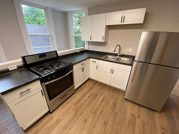 4th image of 1815-1817 Meharry St #25