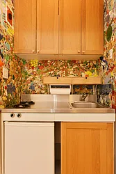 Rented by Barkoff Residential 