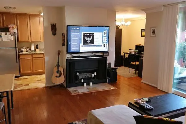 860 Turquoise St #127 — Photo 3