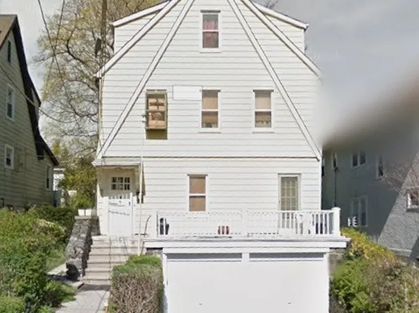 60 Saint Pauls Pl, Mount Vernon, NY 10550