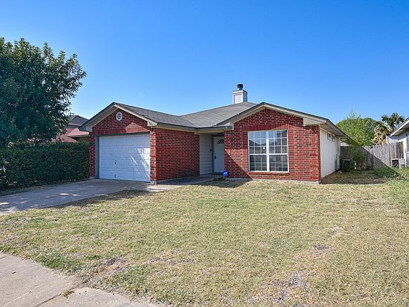 2nd image of 3004 Ellis Dr