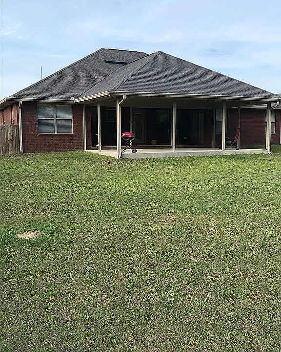 2nd image of 17222 Excalibur Cir