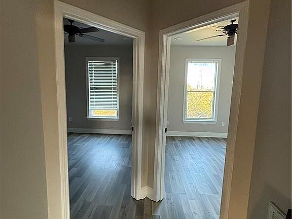 4th image of 6660 Coveview Ct