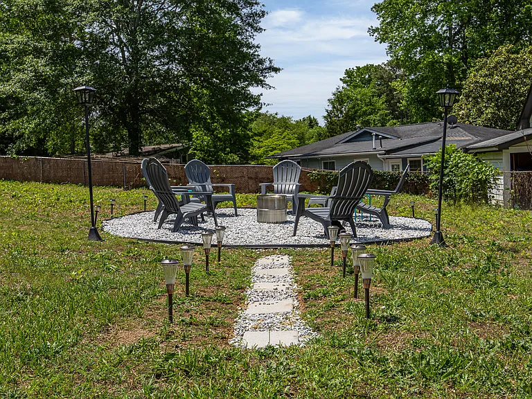 2020 Frank Ln SE — Photo 40