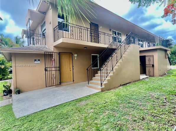 42 NW 7th Ave APT 1