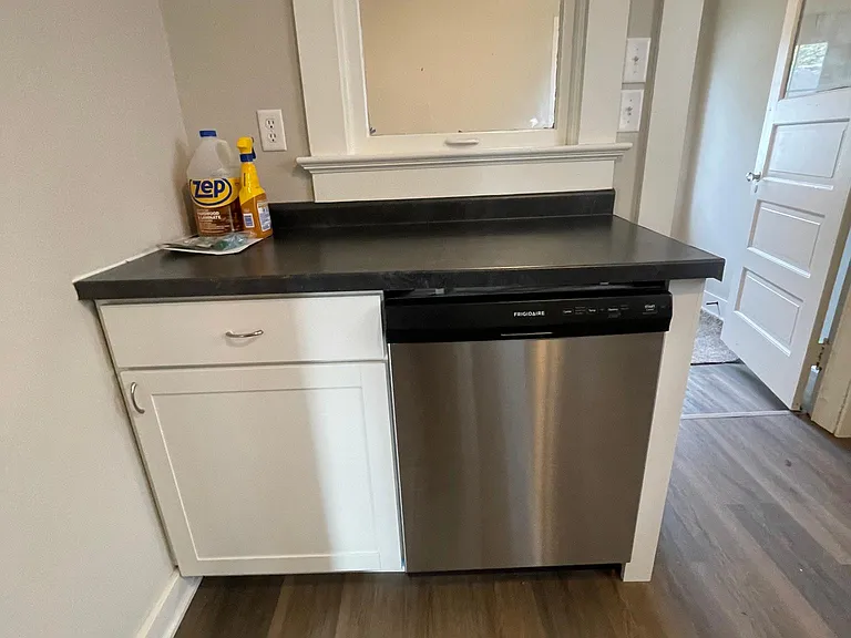 1845 Crescent Ave — Photo 14