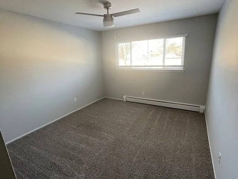 333 Marshall Apartments — Photo 12