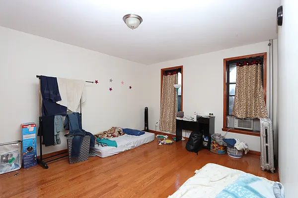Rented by Nooklyn NYC LLC | media 5