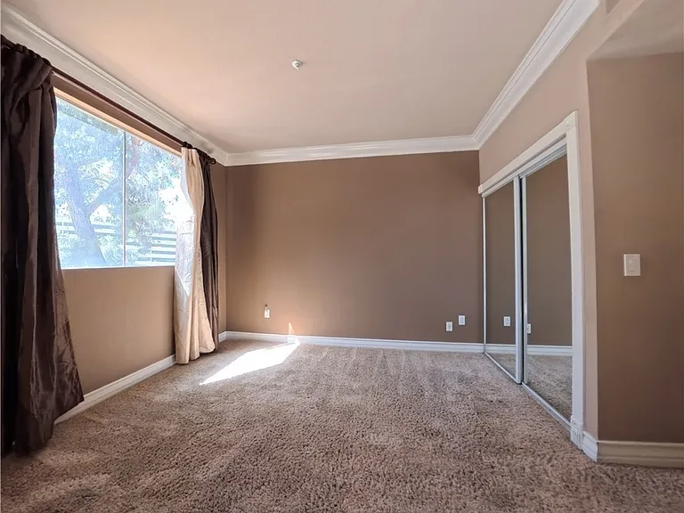 220 E Flamingo Rd #121 — Photo 30