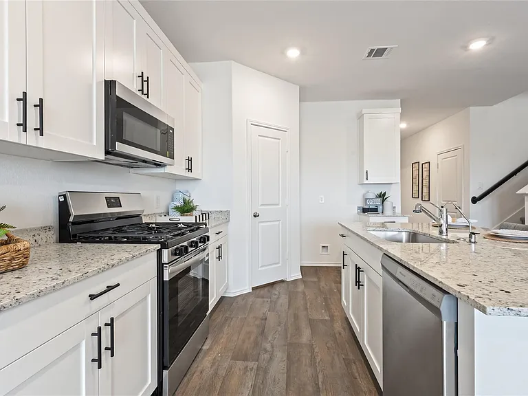 31330 Harp Ridge Dr — Photo 9