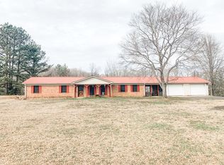 2905 Thaxton Rd, Thaxton, MS 38871