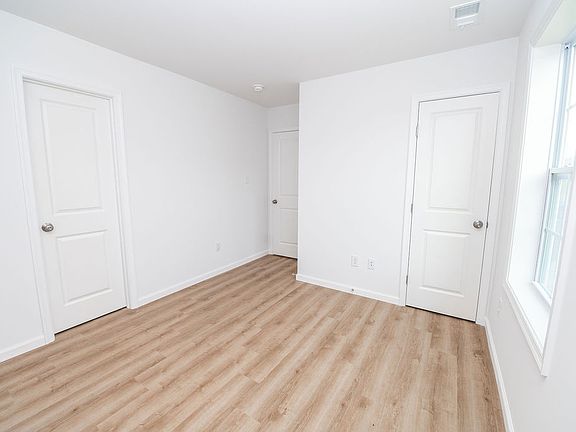 TOWNHOUSE-26