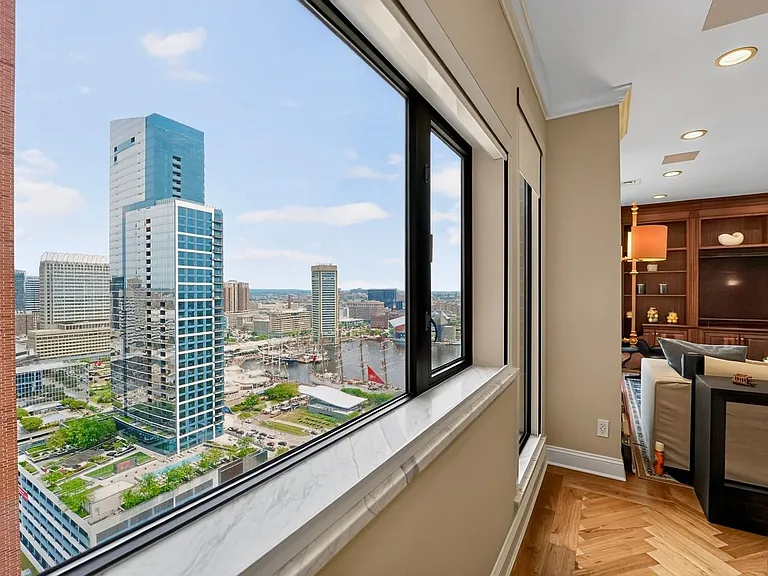 10 E Lee St #2305 — Photo 7