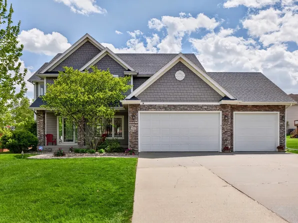 540 Spyglass Ln, Waukee, IA 50263
