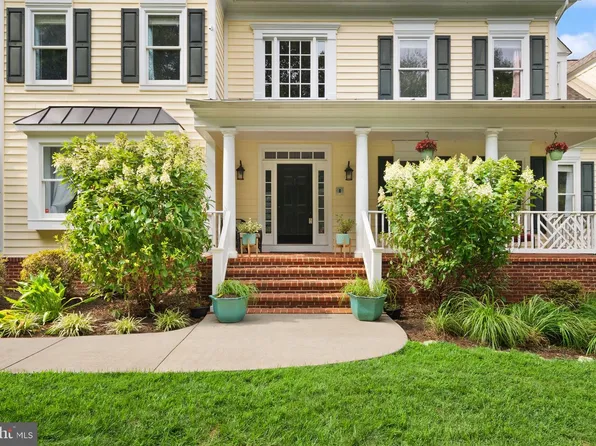 16720 Sommertime Ln, Hamilton, VA 20158