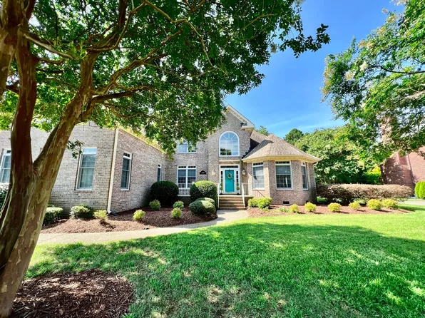 1709 Timber Ridge Ct, Virginia Beach, VA 23455