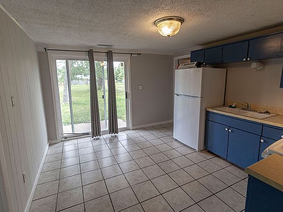 4th image of 6825 N Browns Station Dr #A