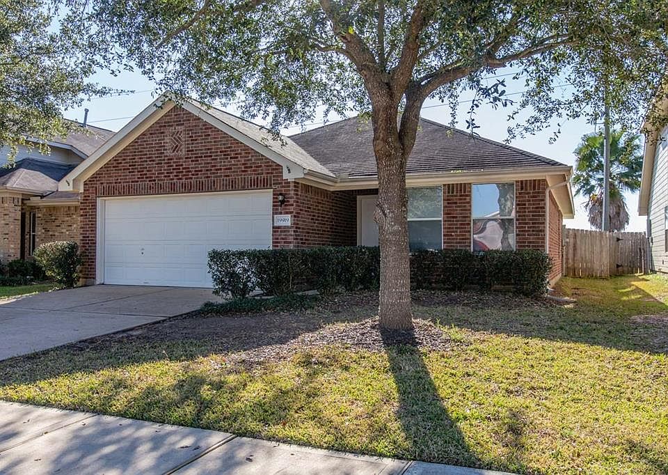 1st image of 19919 Parkstone Bend Ln