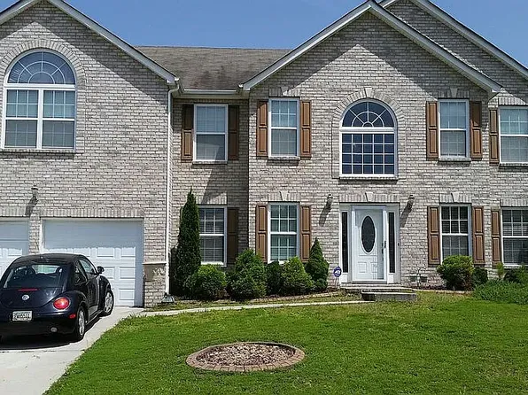 5140 Estonian Dr, Fairburn, GA 30213