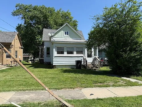 406 W Sycamore St #A Photo 1