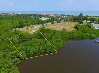 2345 Pelican Bay Ln, Vero Beach, FL 32963