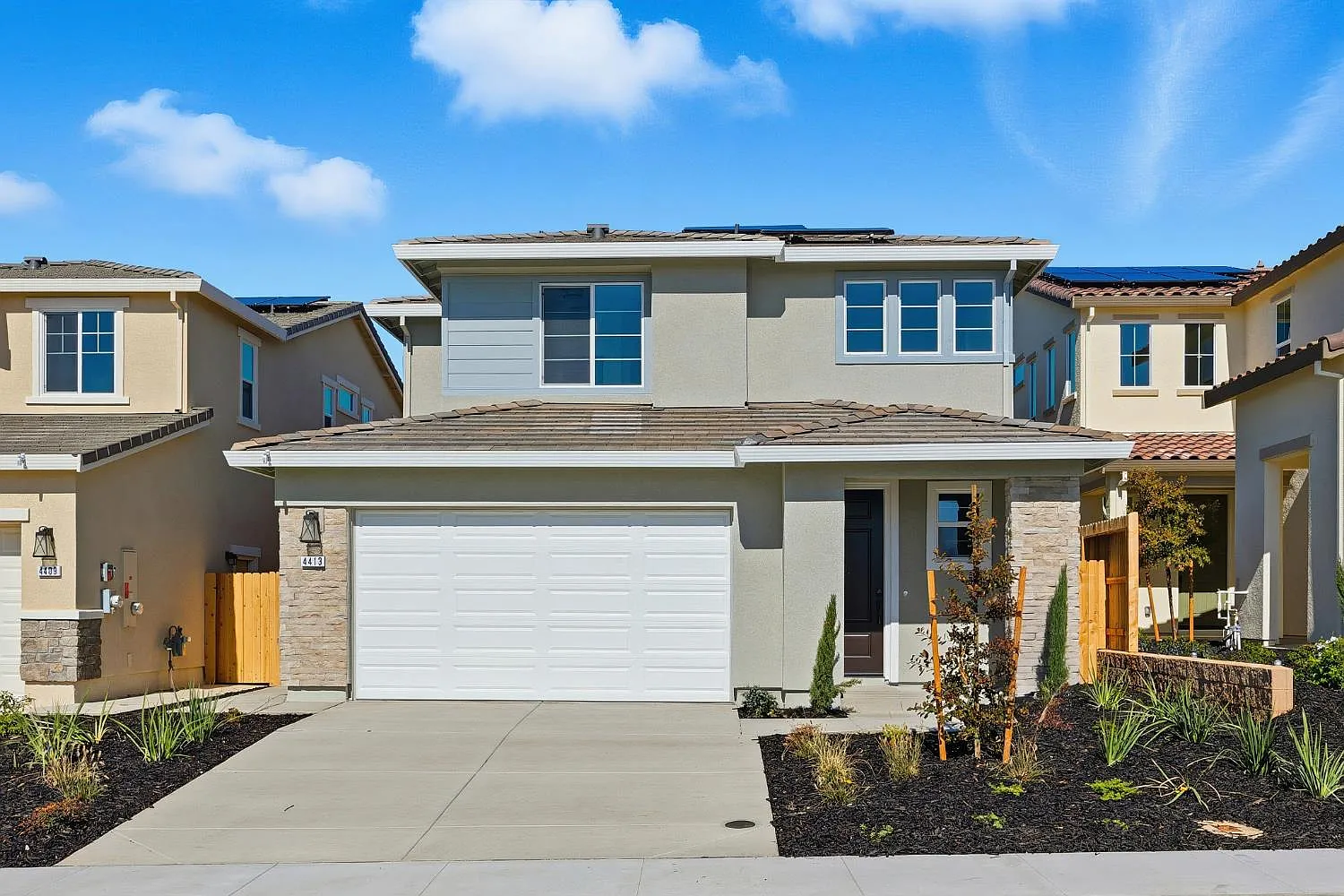 4413 Canyon Coral Way photo 1