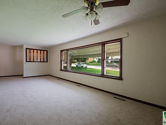5th image of 3001 Pierce St