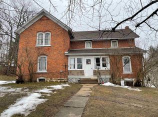 N3940 Klipstein Rd, Elroy, WI 53929