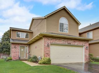 1731 Tamahawk Ln, Naperville, IL 60564