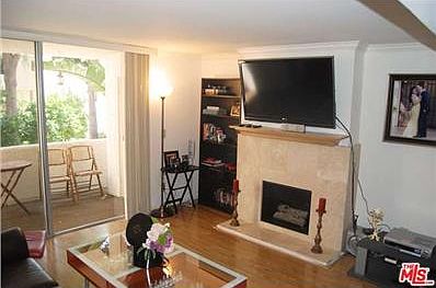 3rd image of 5325 Newcastle Ave Unit 137