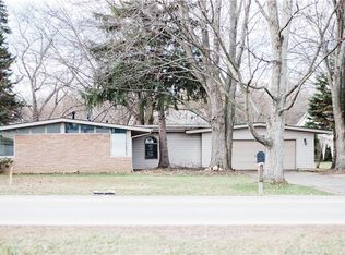 6486 Jaycox Rd, North Ridgeville, OH 44039