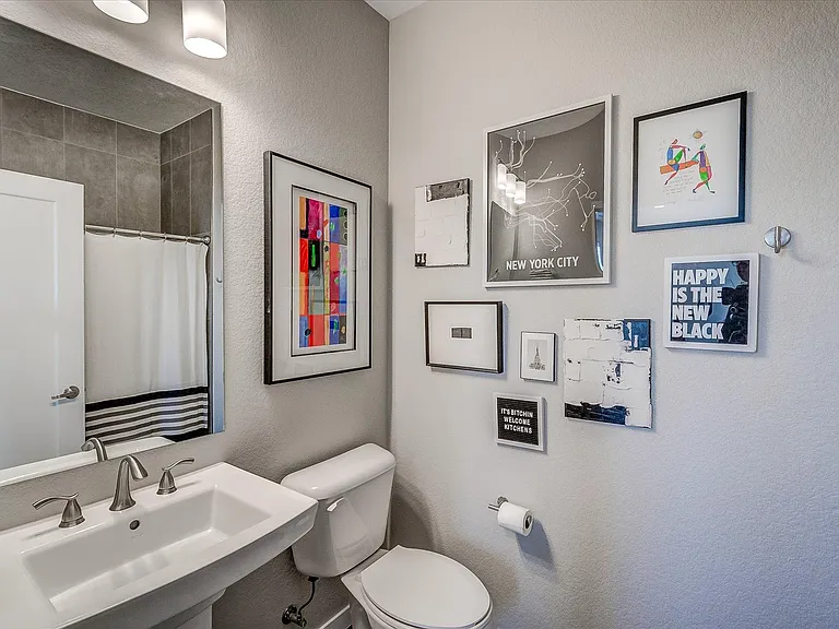 1st floor full bathroom