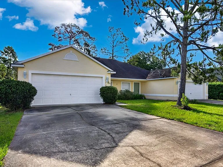 25 Rainstone Ln #A — Photo 3