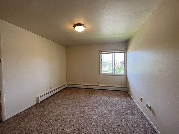 2nd image of 1121 W Carriage Dr #2
