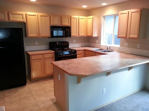 4th image of 7256 176th Street Ct E