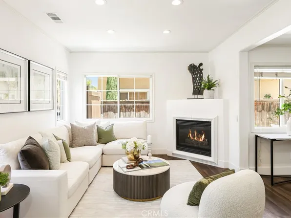 26 Bloomfield Ln, Rancho Santa Margarita, CA 92688